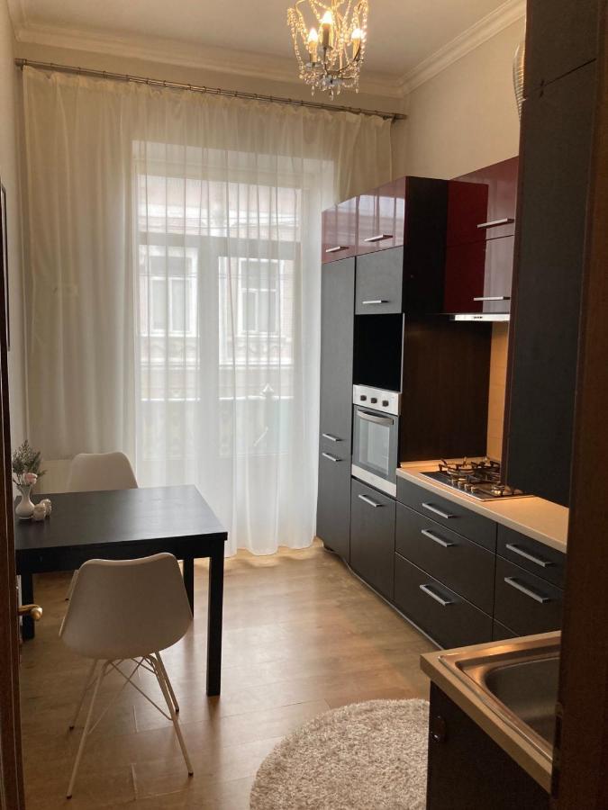 Квартира В Центрі Тернополя Ternópil Exterior foto